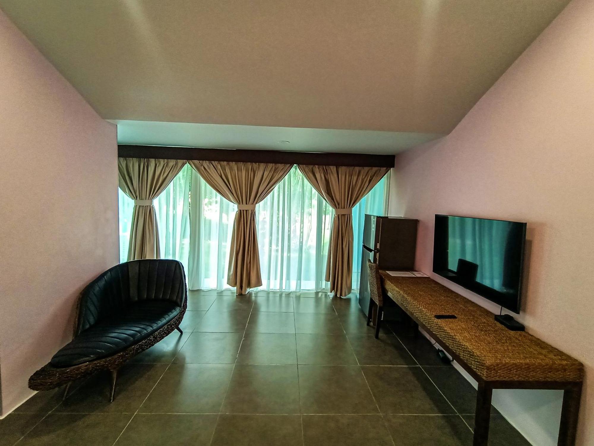 Artitaya Borneo Golf & Resort Papar Esterno foto