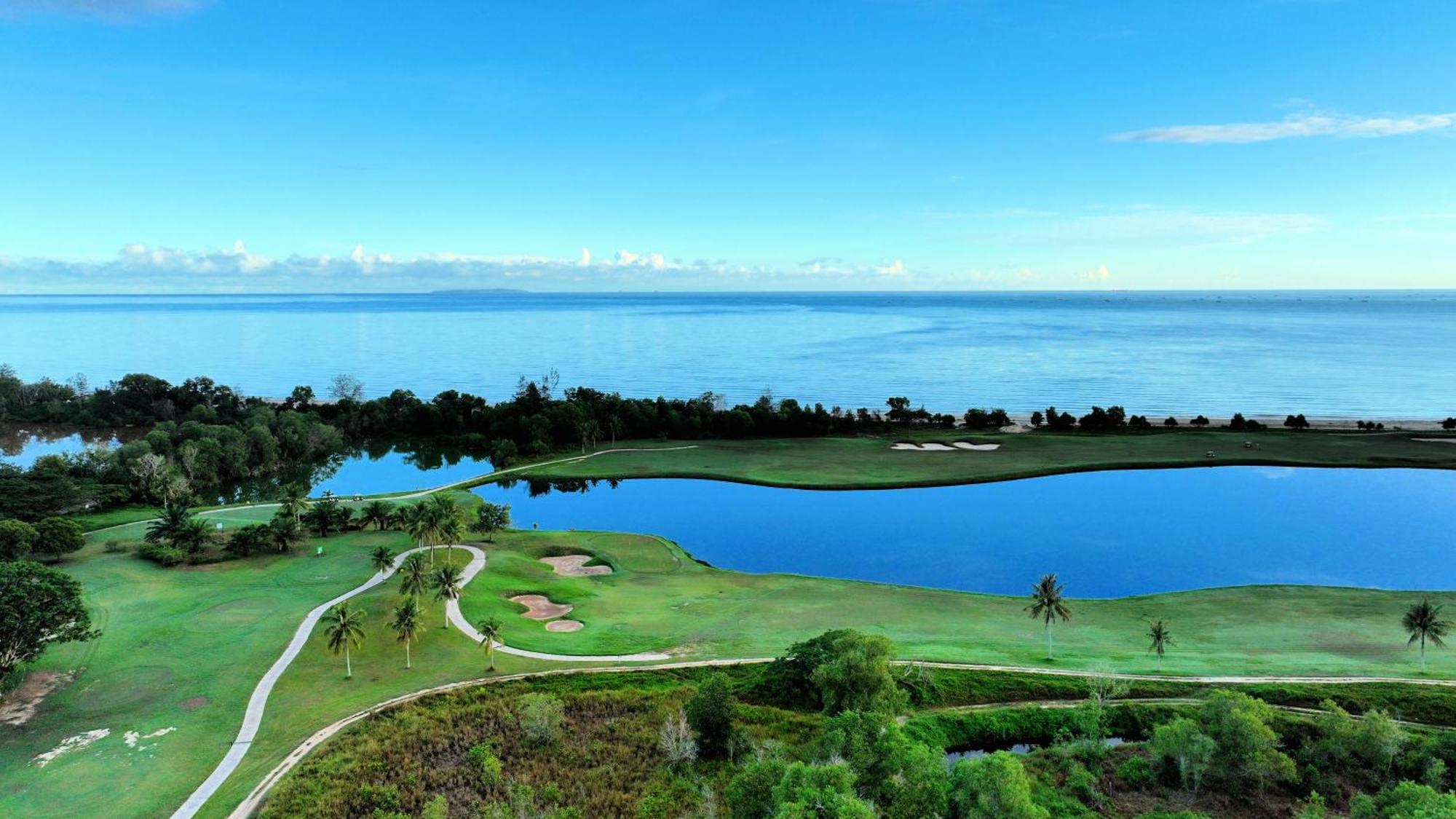 Artitaya Borneo Golf & Resort Papar Esterno foto