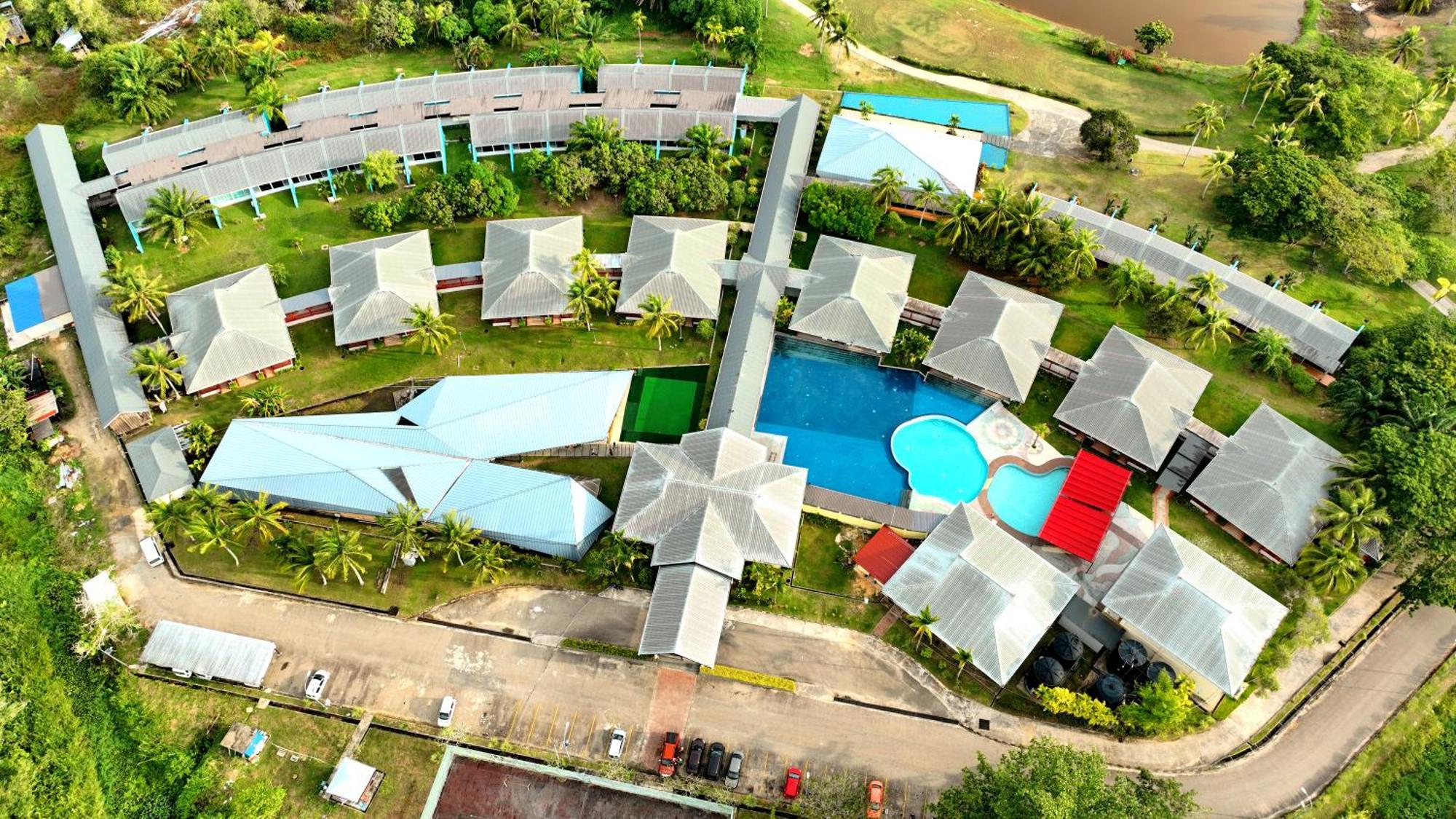 Artitaya Borneo Golf & Resort Papar Esterno foto