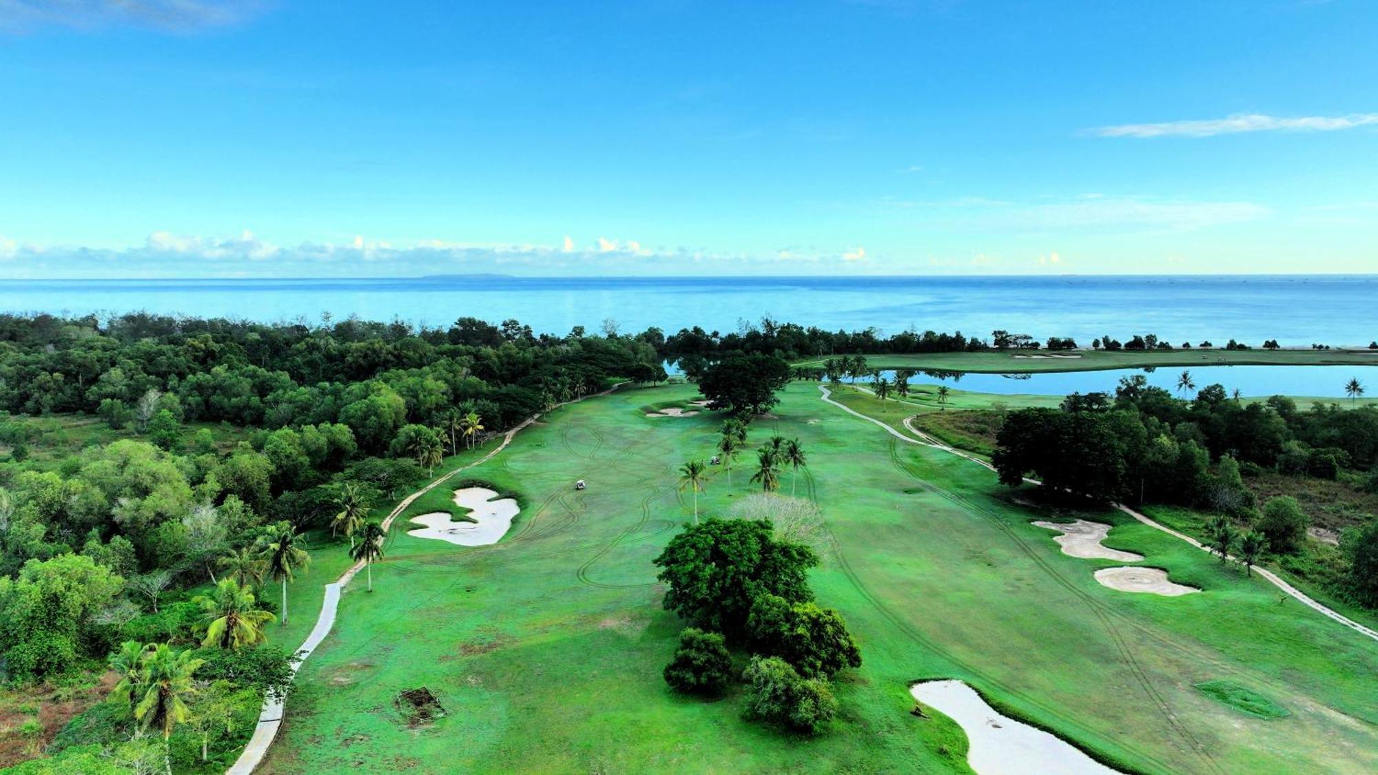 Artitaya Borneo Golf & Resort Papar Esterno foto