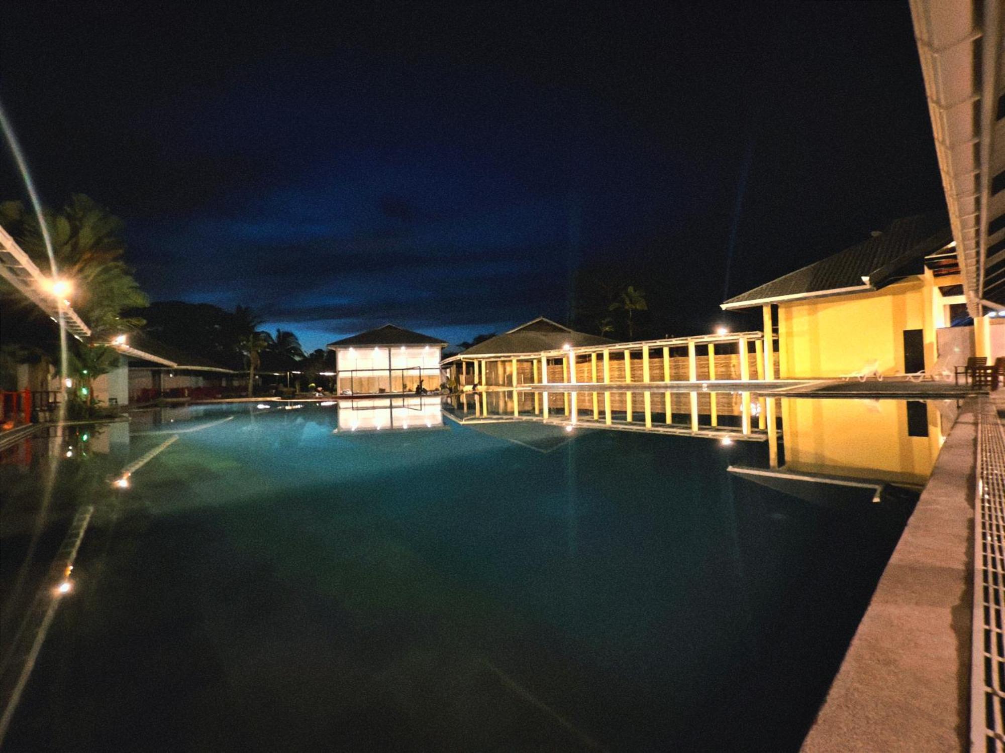 Artitaya Borneo Golf & Resort Papar Esterno foto